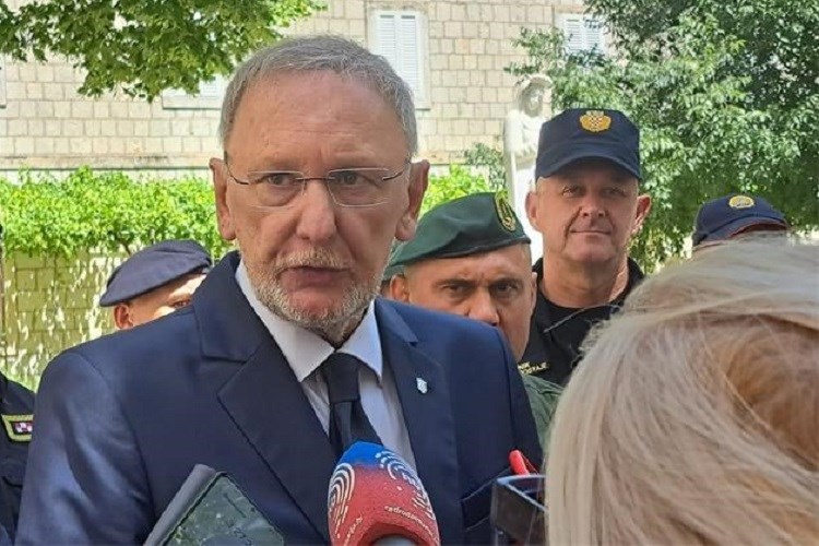 Slika /2025/4/bozinovic_hodocasce sinj.jpg